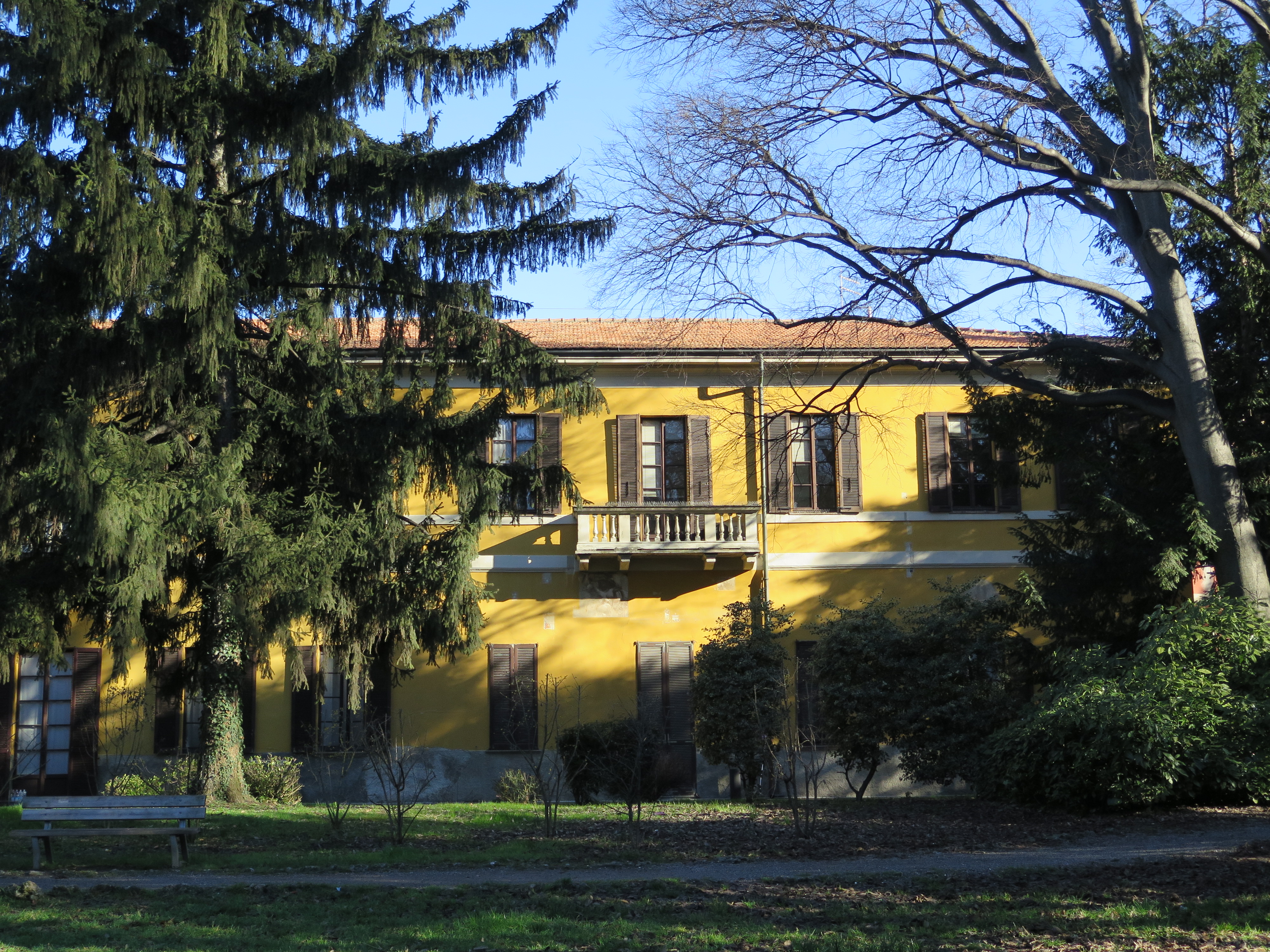 Villa Fiorita vista dal parco - By Danyy29 (Own work) - via Wikimedia Commons